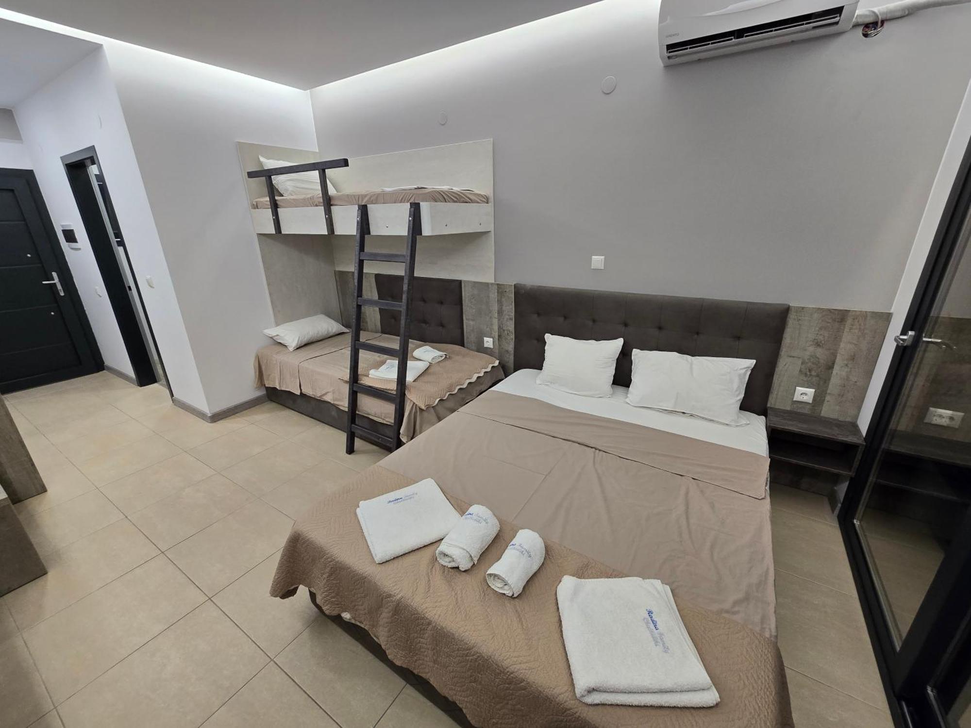 Radina Family Aparthotel Kallithea  Exterior photo
